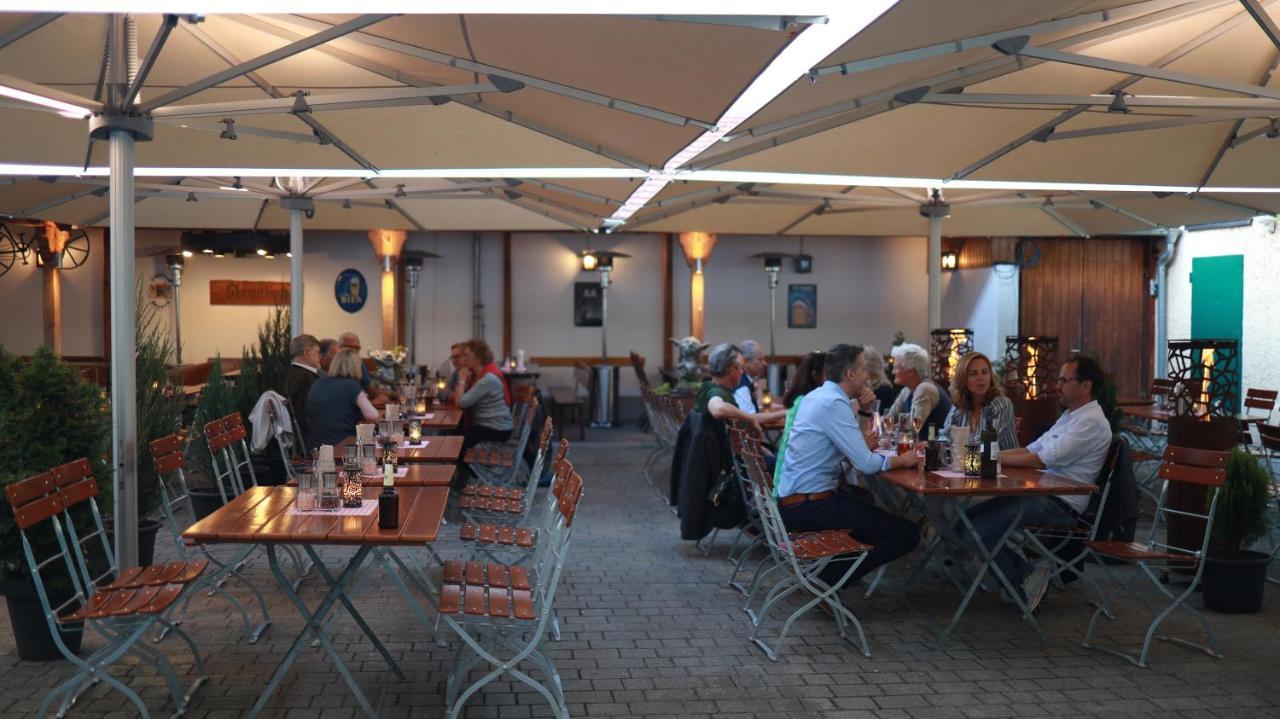 Hotel & Brauerei-Gasthof Neuwirt Нойбург-ан-дер-Донау Екстер'єр фото